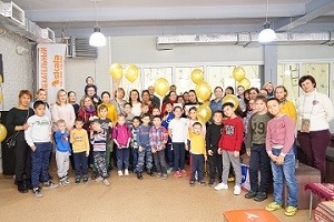 ACINO учредила образовательный проект «Школа роста» для детей с низкорослостью